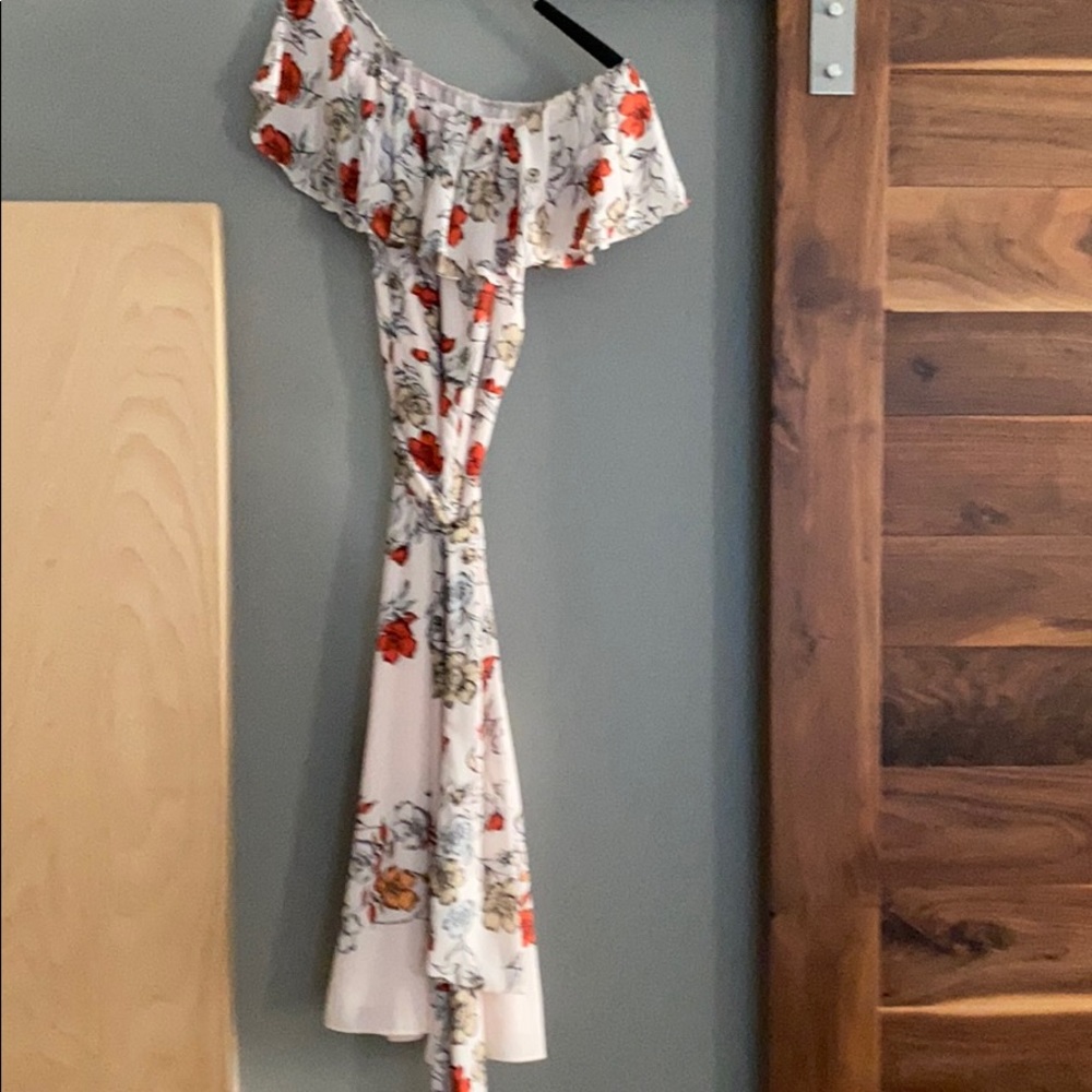 Ivanka Trump lined dress, off shoulder